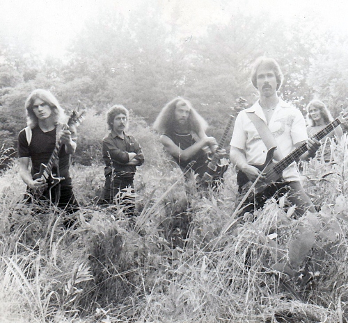 Diamondback : Joel Huggins - Bob Burns - Max Hood - Harry O'Brien - Jerry Martin Gibson Diamondback